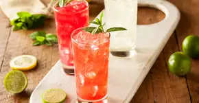 Aprenda a fazer soda italiana e surpreenda com essa explosão de sabor e cor