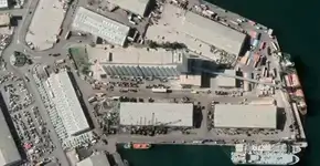 Fotos de antes e depois da explosão em Beirute mostram a destruição