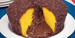Como fazer bolo de cenoura vulcão turbinado com brigadeiro