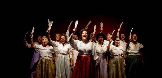 Espetáculo ‘Carta à Rainha Louca’