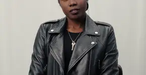 ‘O sangue é minha fonte de energia’: assessora convive com doença grave e depende de transfusões para viver