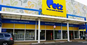 Rede de pet shops anuncia fim da venda de cães e gatos