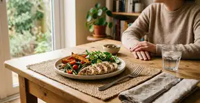 O que significa, segundo a psicologia, quando uma pessoa come sempre muito rápido?