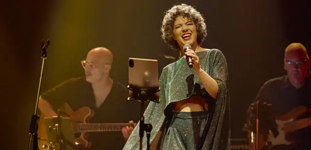 Show Lílian Menezes canta Elis