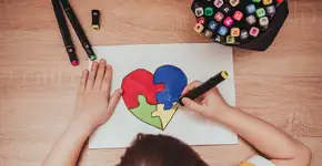 Por que autismo é mais frequente em meninos? Ciência explica