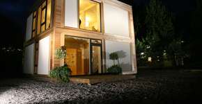 Casa construída com fibra de maconha e palha é resistente a furacões