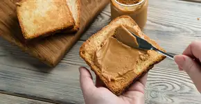Pasta de amendoim que parece mágica: apenas 2 ingredientes e muito sabor