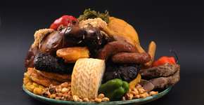 5 pratos imperdíveis para provar em uma viagem ao Peru