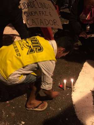 Manifestantes protestam pela morte de Ricardo Nascimento por PM