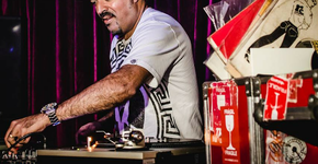 Dj Tudo lança seu novo CD no CCJ