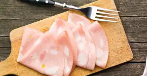 Bahia tem mortes por botulismo relacionadas ao consumo de mortadela