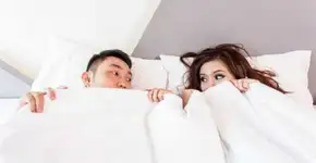 As 5 melhores posições para transar nesse frio