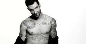 Adam Levine posa de mãos dadas com a filha e ‘quebra a internet’