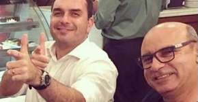 Mensagens em celular apreendido levaram polícia a Queiroz