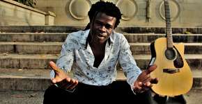 Sesc Santo André recebe show de Yannick Delass nesta quinta