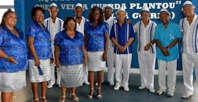 Feira das Yabás recebe a Velha Guarda da Portela para a festa