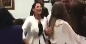 Em êxtase, Michele Bolsonaro vibra com indicação de Mendonça