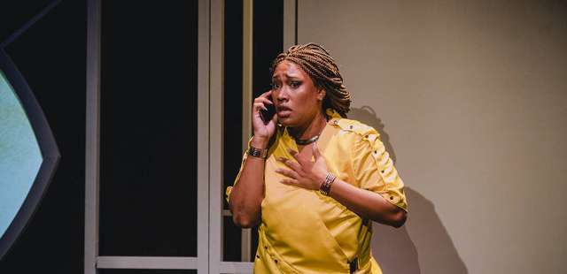 ‘Pequeno Manual Antirracista – A Peça’