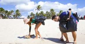 Ação planeja retirar 30 toneladas de lixo do mar e praias no Ceará