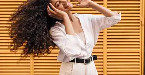 Cachos definidos: 5 dicas para realçar a curvatura do cabelo