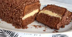 Receita de bolo bombom com um recheio irresistível