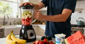 Essas frutas no shake aceleram sua recuperação depois da academia