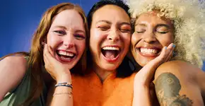 Quantos amigos você precisa para ser feliz? A ciência tem uma resposta