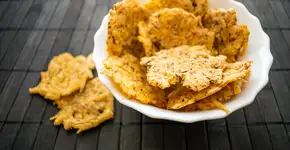 Crisps de parmesão: crocantes com só 1 ingrediente