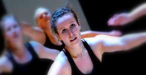 Conheça cinco exercícios que além de manter a forma também ajudam a relaxar