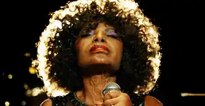 ‘Dar ouvidos ao ódio é perda de tempo,’ diz Elza Soares