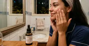 Óleos faciais poderosos: renovação da pele enquanto você dorme