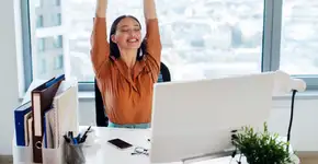 Dorsalgia: 4 dicas para evitar o desconforto na coluna no ambiente de trabalho