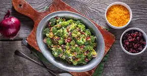 Salada de brócolis: uma opção nutritiva e muito saborosa