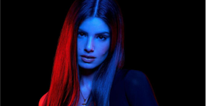 ‘Nunca vi exigências como as de Camila Queiroz’, critica diretor