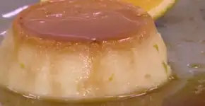 Aprenda a fazer um pudim de laranja sem leite condensado
