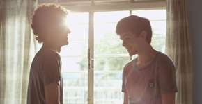 ‘Hoje Eu Quero Voltar Sozinho’: compre o ‘DVD pirata oficial’ do filme por R$ 10