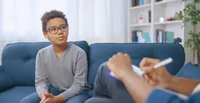 Seu filho precisa de terapia? Saiba como identificar e ajudar no processo