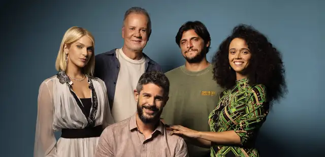 Espetáculo ‘Baixa Sociedade’