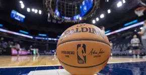 NBA em clima de decisão: saiba quais são os jogos do play-in e os duelos dos playoffs