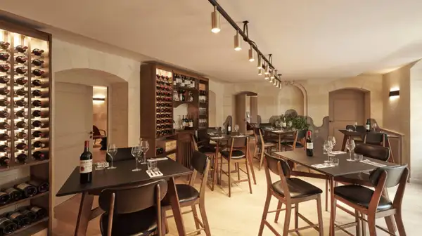 Château Grand Barrail, que ocupa um castelo do início do século 20