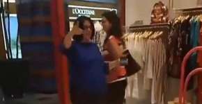 Damares é provocada em loja de shopping: “É menino ou menina?”