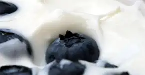 Coalhada caseira espetacular com apenas um ingrediente; veja como fazer