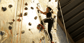 Maior ginásio de escalada da América do Sul fica na Pompeia