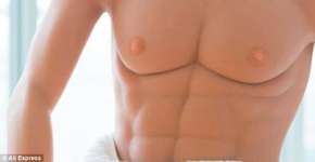 Site chinês vende boneco sexual parecido com Justin Bieber