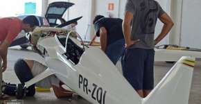 Avião projetado por estudantes mineiros bate recorde de velocidade