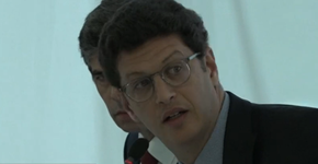 Salles sugere aproveitar pandemia para passar ‘boiada’ no meio ambiente