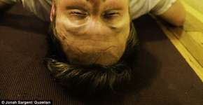 Livro traz imagens das expressões nada sexy de pessoas praticando Yoga