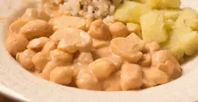 Strogonoff de grão-de-bico fácil, saudável e delicioso!