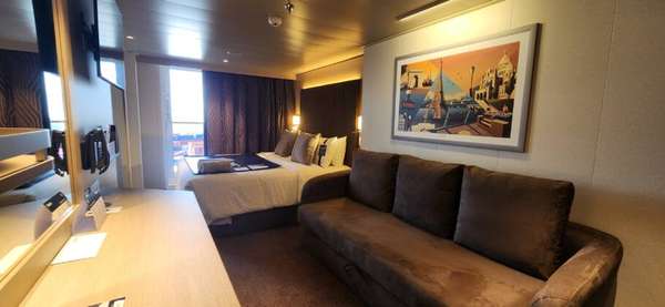 Interior de uma das cabines do MSC World America