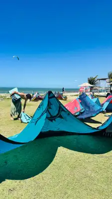 Escola de kite do grupo de hotéis em Fortim